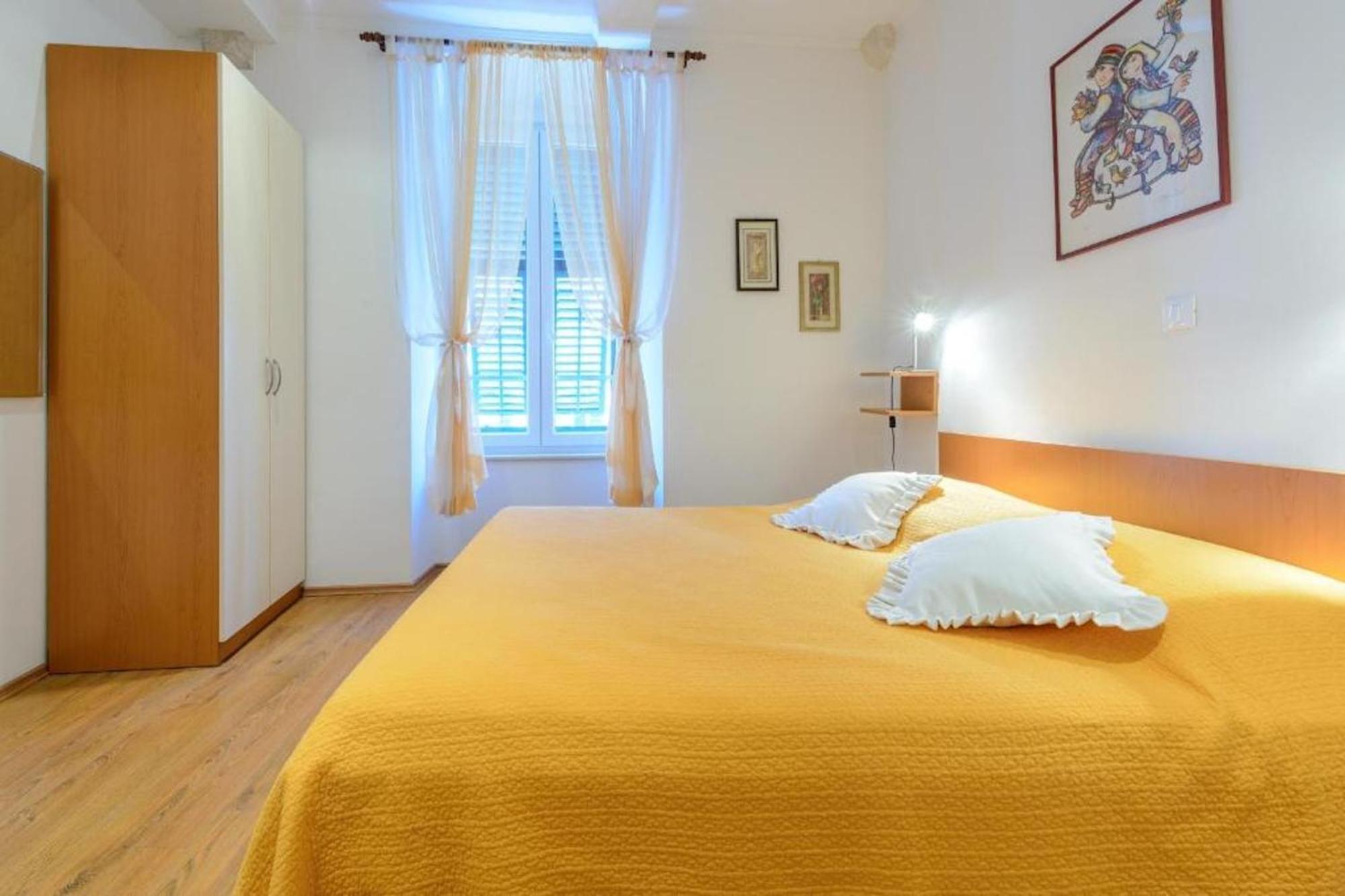 Pensión Stradun 3*